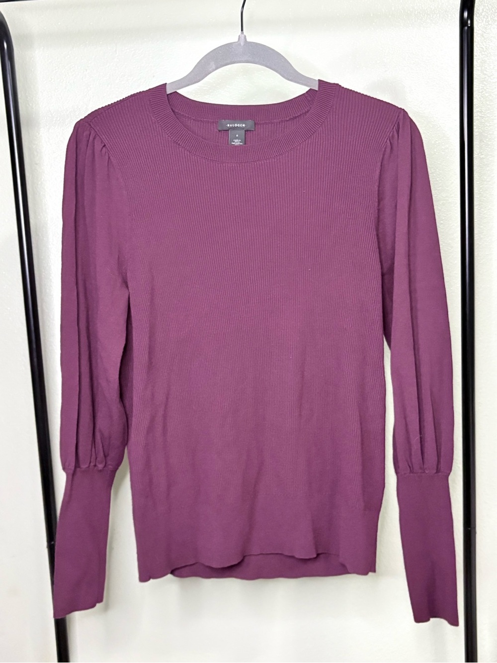 EUC Halogen Plum Purple Fine Ribbed Knit Puff Shoulder Sweater Top Size S